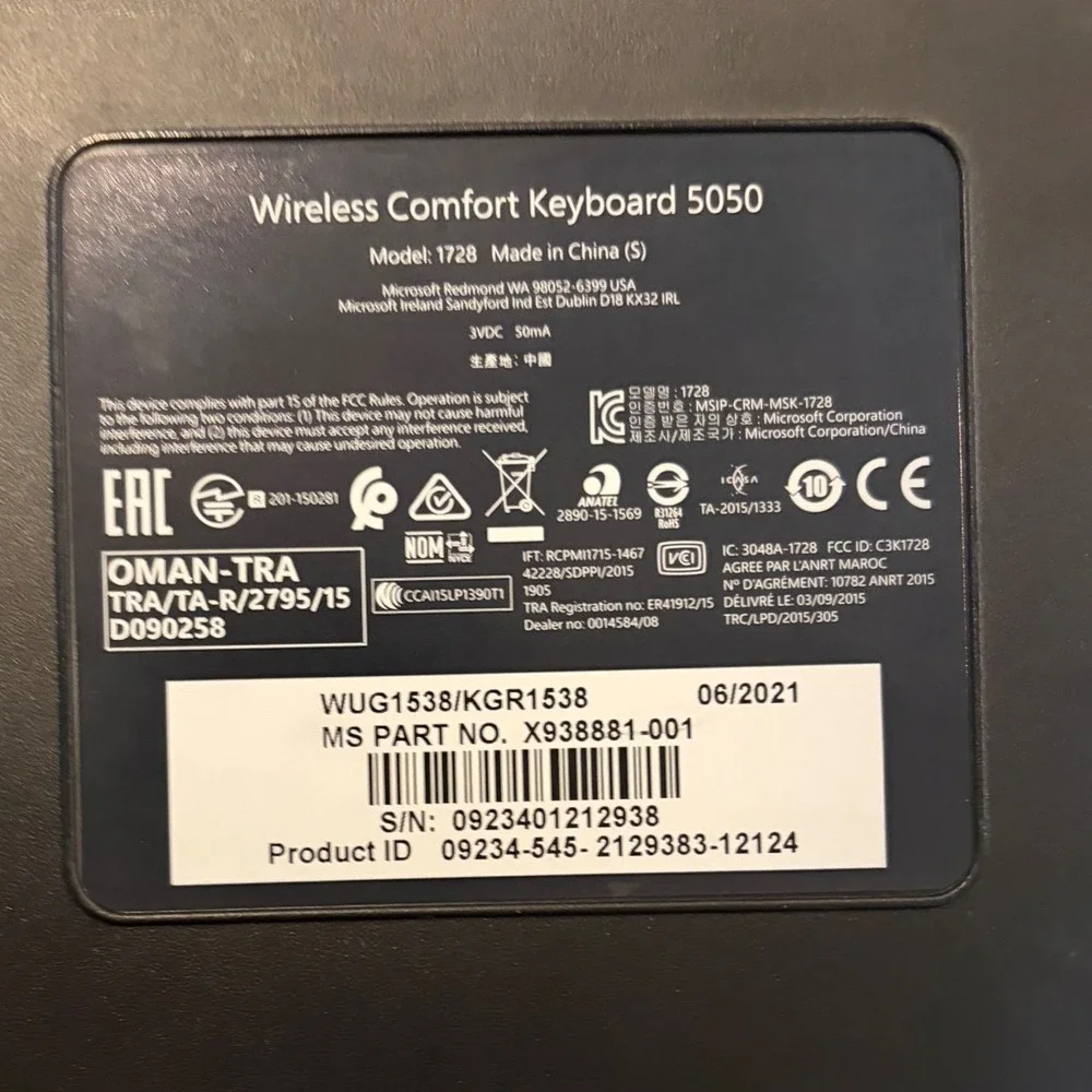 Microsoft Wireless Comfort Keyboard 5050 Model 1728 Black Ergonomic No Receiver